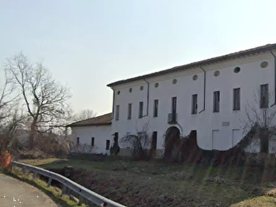 Immagine 5 di Magazzino in vendita  in Strada Bianca a Busseto