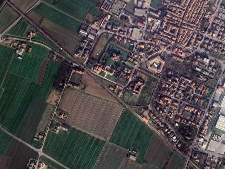 Immagine 26 di Magazzino in vendita  in Strada Bianca a Busseto