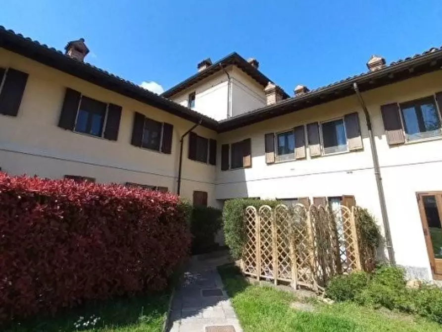 Immagine 3 di Appartamento in vendita  in Via Cascina Tolcinasco a Pieve Emanuele