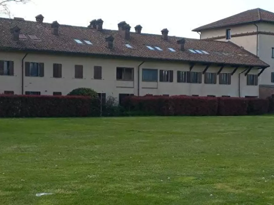 Immagine 10 di Appartamento in vendita  in Via Cascina Tolcinasco a Pieve Emanuele