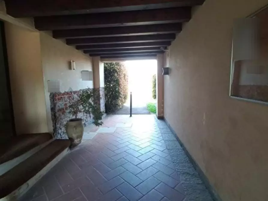 Immagine 12 di Appartamento in vendita  in Via Cascina Tolcinasco a Pieve Emanuele