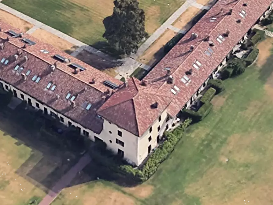 Immagine 24 di Appartamento in vendita  in Via Cascina Tolcinasco a Pieve Emanuele