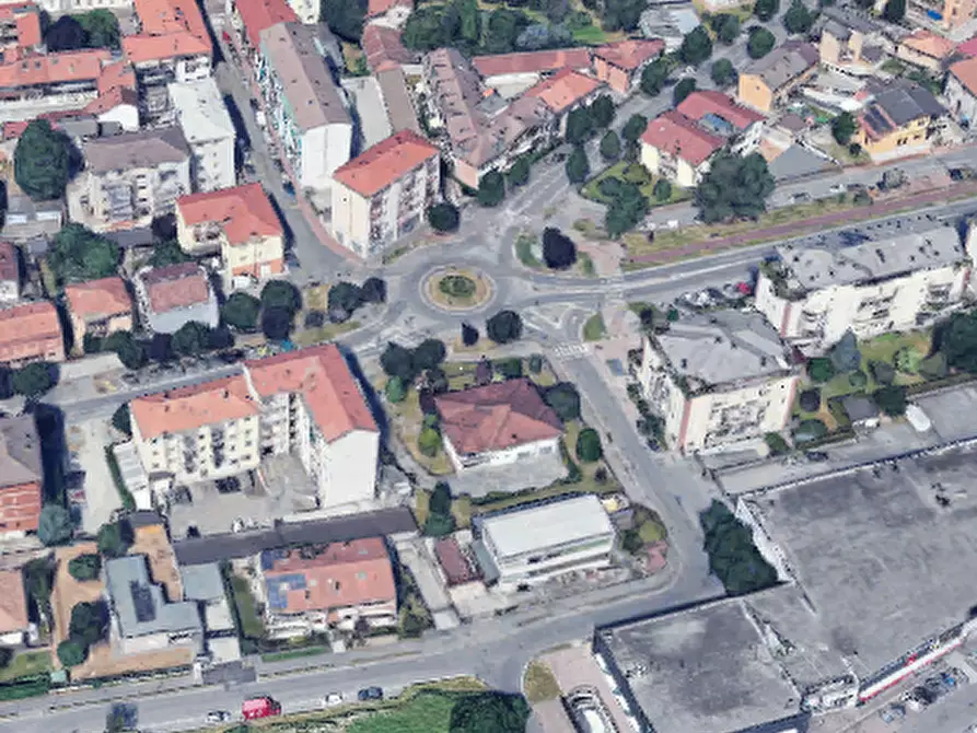 Immagine 13 di Appartamento in vendita  in Via Montello  a Pessano Con Bornago