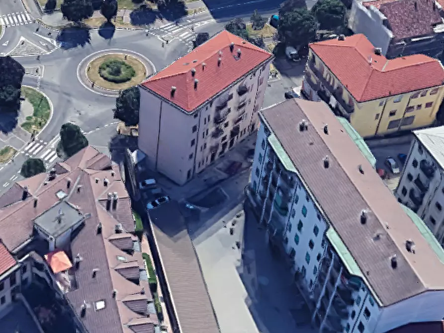 Immagine 25 di Appartamento in vendita  in Via Montello  a Pessano Con Bornago