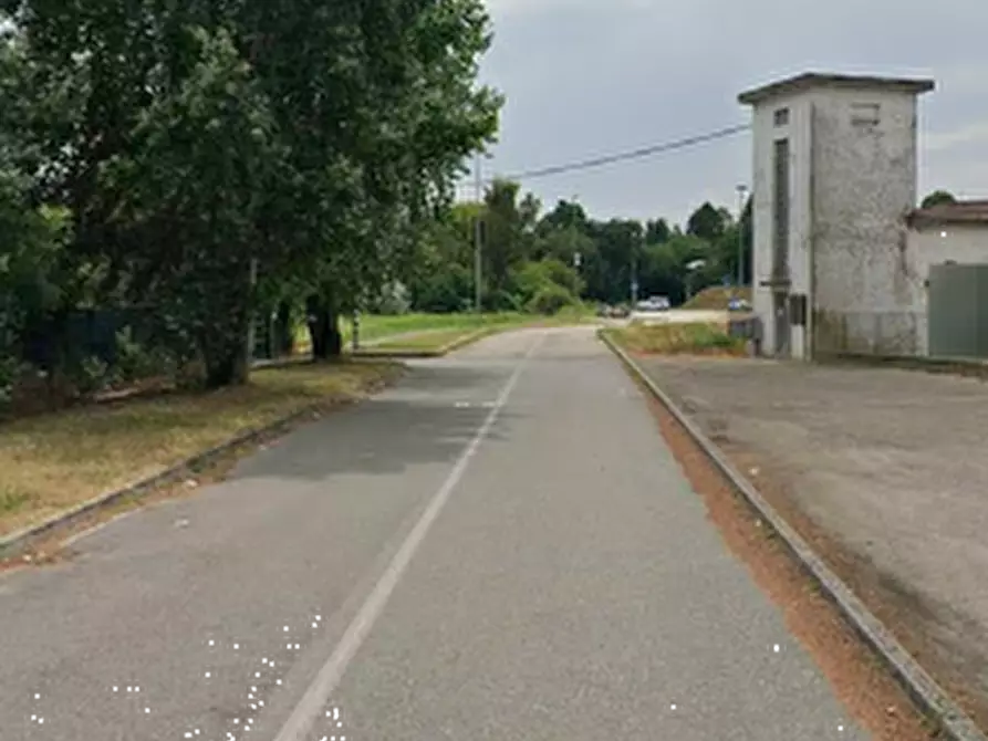 Immagine 3 di Ufficio in vendita  in Via della Stazione a San Martino Siccomario