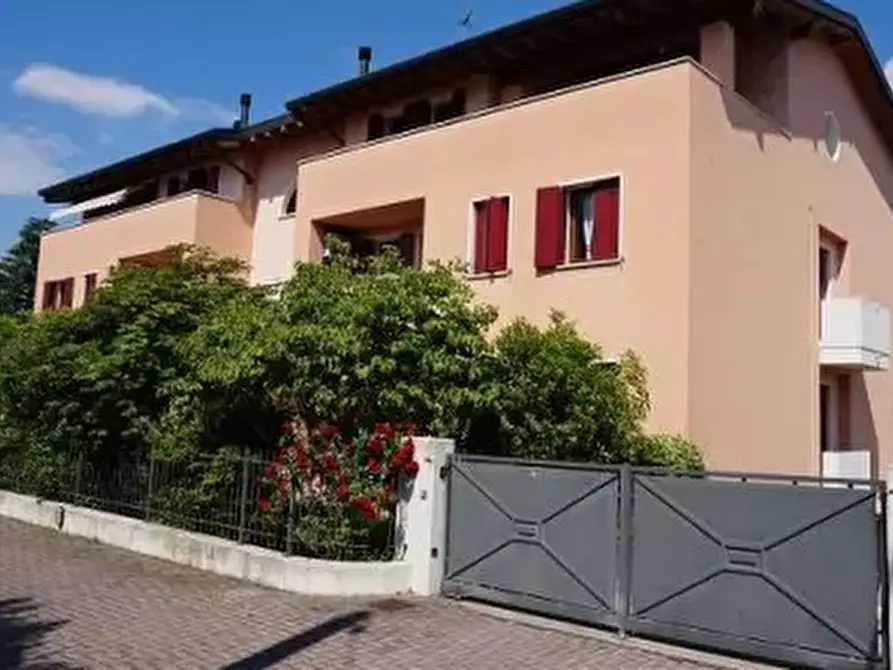 Immagine 6 di Appartamento in vendita  in Via Tenente Zanon  a Rossano Veneto
