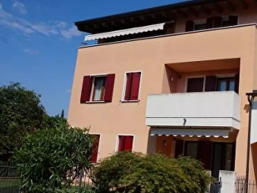 Immagine 14 di Appartamento in vendita  in Via Tenente Zanon  a Rossano Veneto