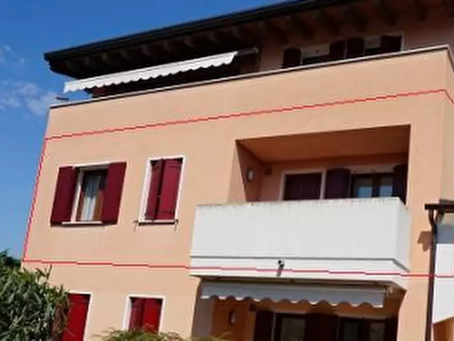 Immagine 15 di Appartamento in vendita  in Via Tenente Zanon  a Rossano Veneto