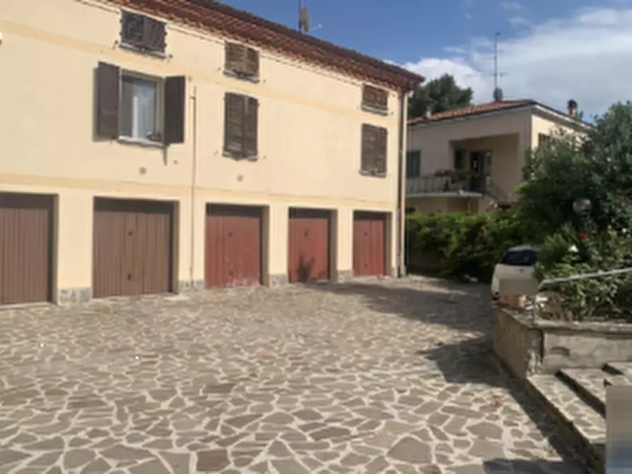 Immagine 2 di Appartamento in vendita  in Via Galileo Galilei a Cavezzo