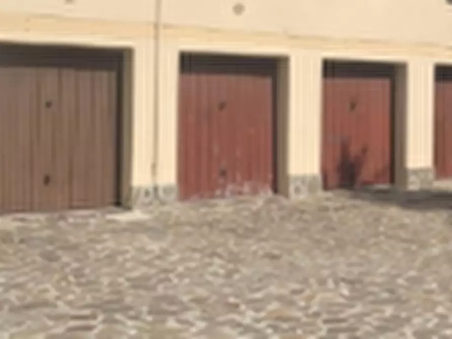 Immagine 5 di Appartamento in vendita  in Via Galileo Galilei a Cavezzo