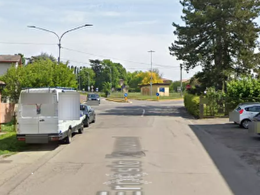 Immagine 8 di Appartamento in vendita  in Via Galileo Galilei a Cavezzo