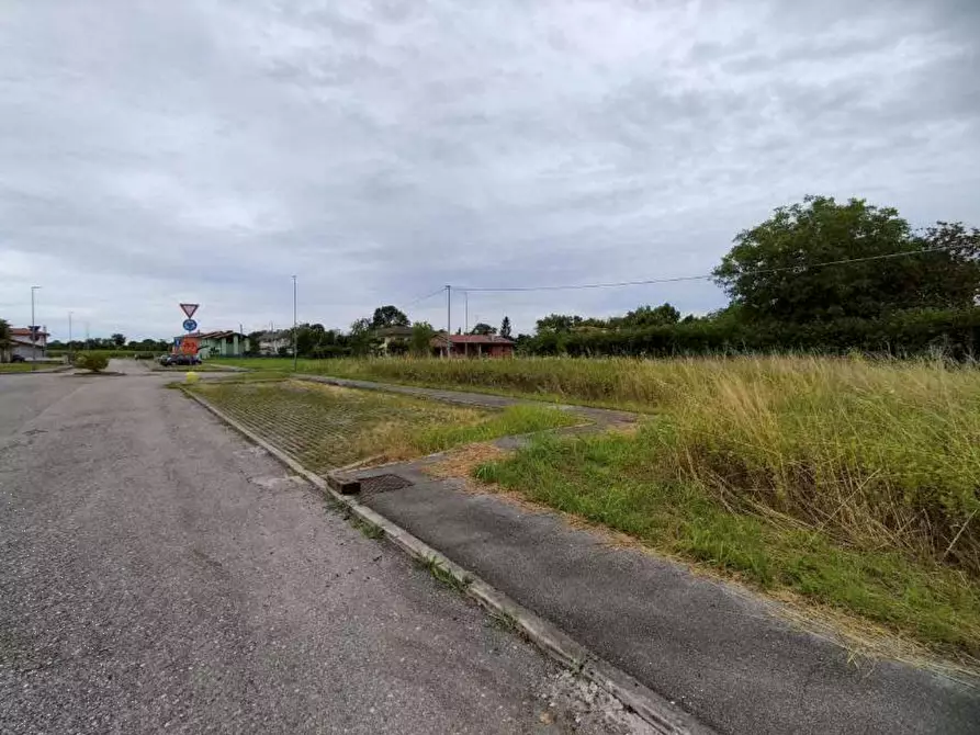 Immagine 6 di Terreno edificabile in vendita  in Via Cumugnis a Romans D'isonzo