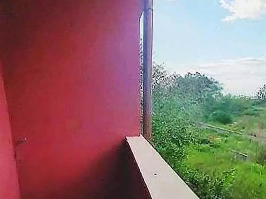 Immagine 3 di Villetta a schiera in vendita  in Via Carlo Cassola a Roma