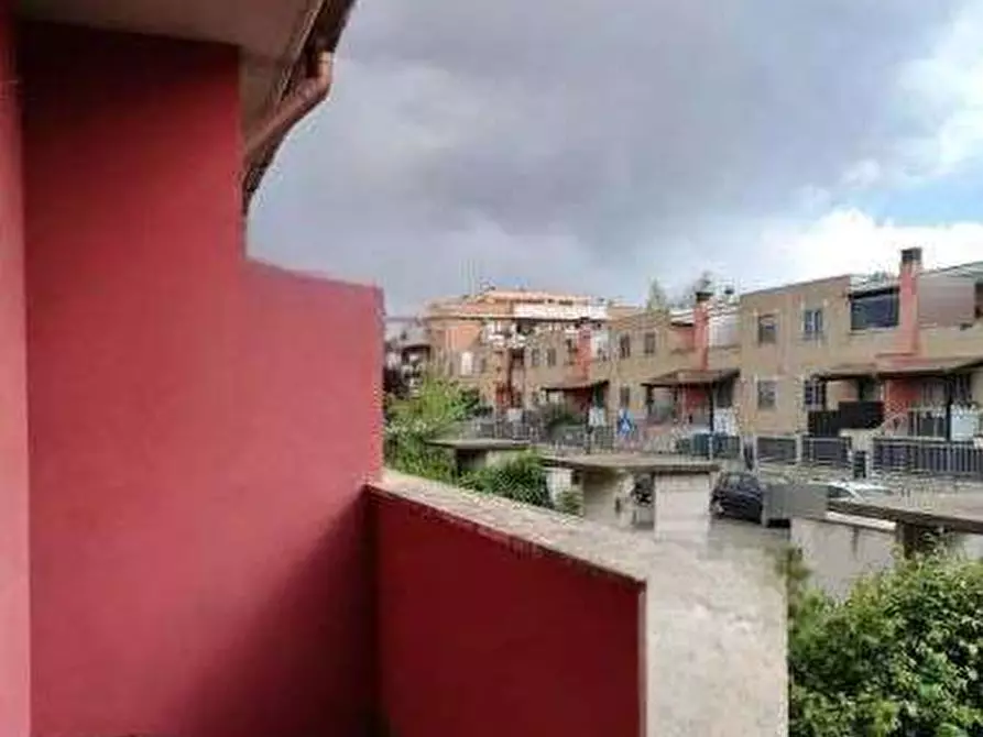 Immagine 4 di Villetta a schiera in vendita  in Via Carlo Cassola a Roma