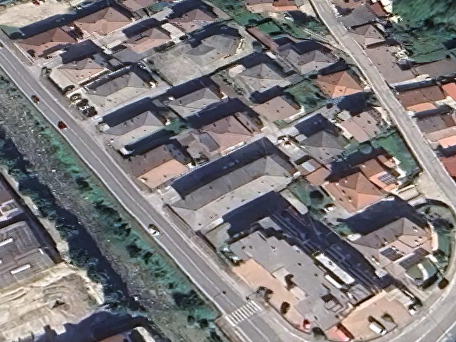 Immagine 11 di Appartamento in vendita  in Via Giuseppe Garibaldi a Chiampo