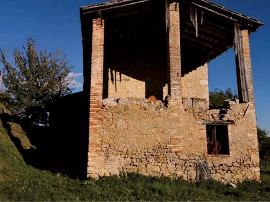 Immagine 3 di Rustico / casale in vendita  in Via Mire Alte a Refrontolo