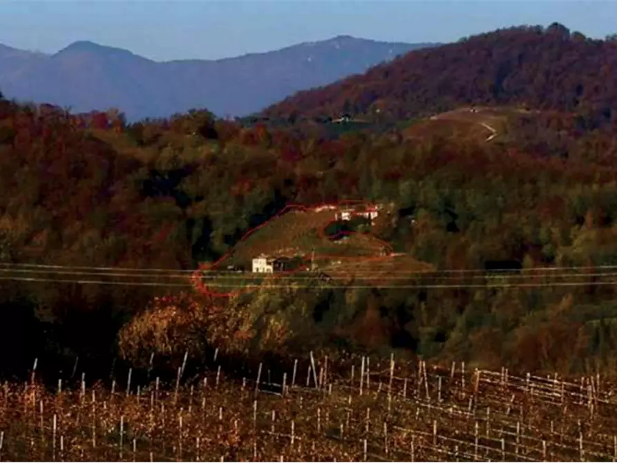 Immagine 8 di Rustico / casale in vendita  in Via Mire Alte a Refrontolo