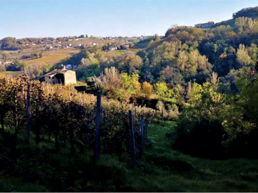 Immagine 11 di Rustico / casale in vendita  in Via Mire Alte a Refrontolo