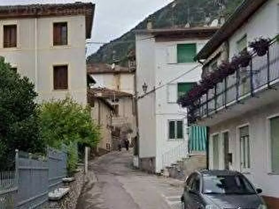 Immagine 10 di Villetta a schiera in vendita  in Via Borghi  a Arsiero