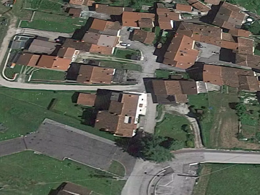 Immagine 11 di Casa indipendente in vendita  in Via Lago di Sotto a Velo D'astico