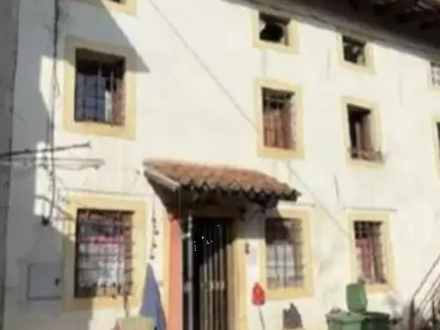 Immagine 2 di Stabile in vendita  in Via Covolo Alto a Montecchio Maggiore