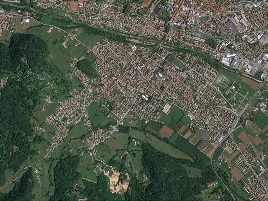 Immagine 10 di Posto auto in vendita  in Via Pier Luigi da Palestrina a Schio