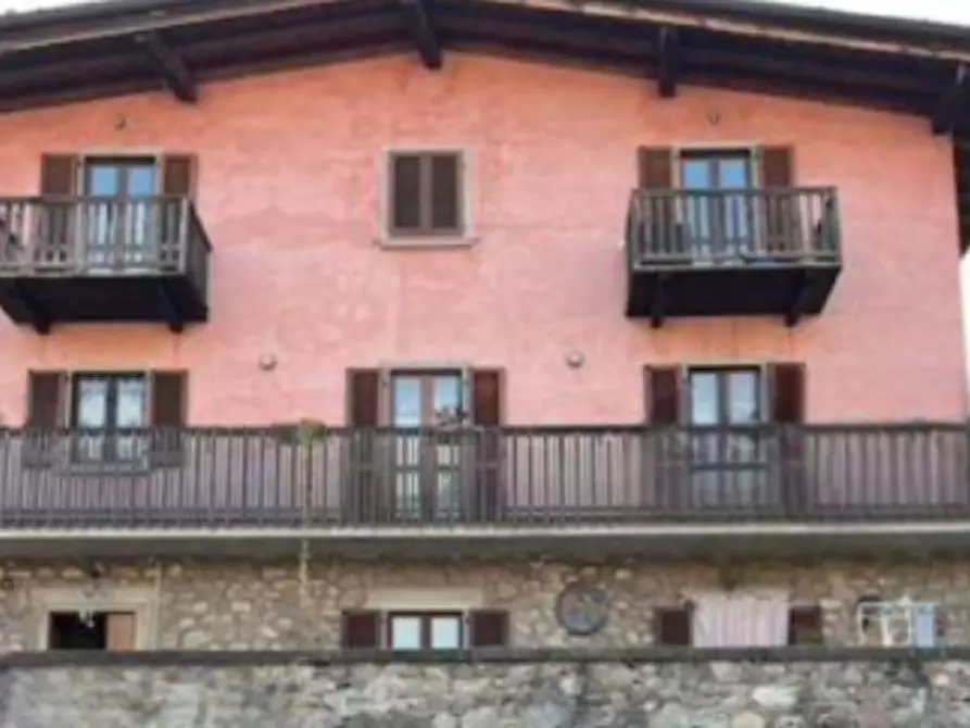 Immagine 4 di Magazzino in vendita  in Via Giovanni XXIII a Artogne