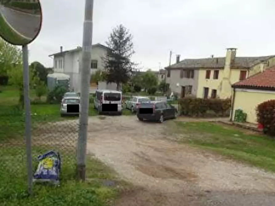 Immagine 11 di Porzione di casa in vendita  in Via Giacomo Leopardi a Castagnaro