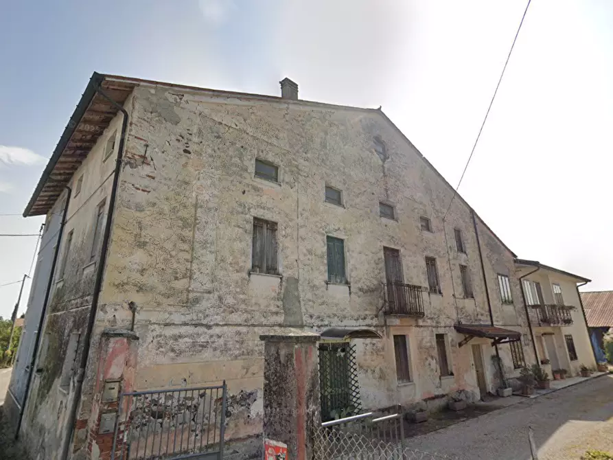 Immagine 4 di Casa indipendente in vendita  in Via Pozzo a Colceresa