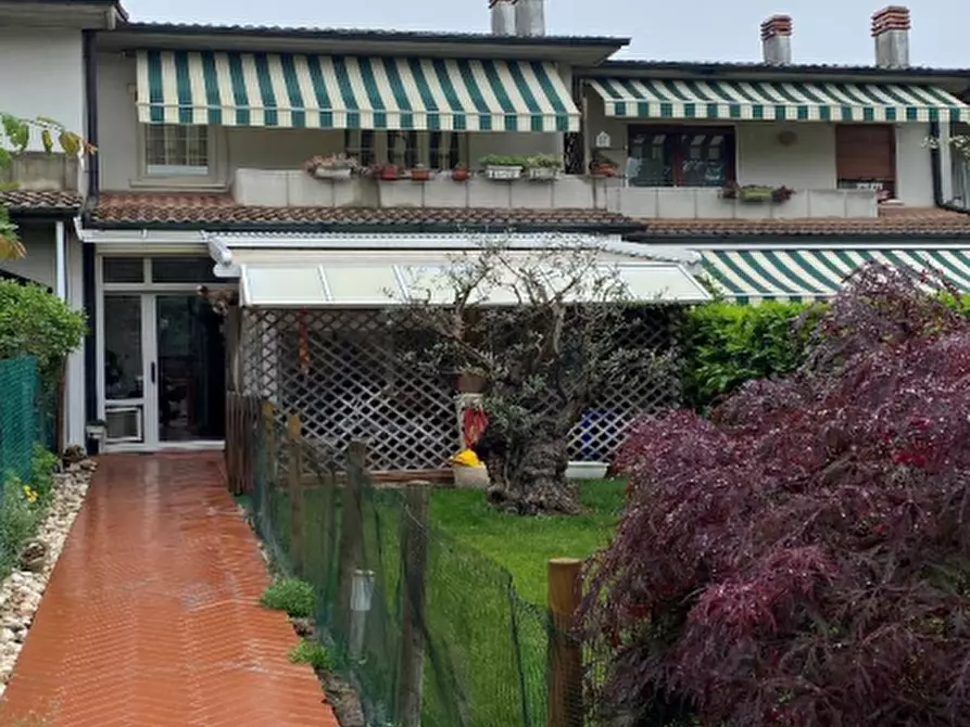 Immagine 12 di Appartamento in vendita  in Via A. Salieri a Zermeghedo