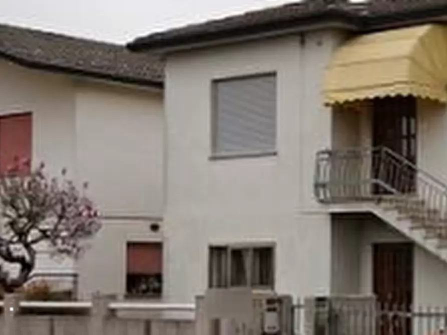 Immagine 10 di Appartamento in vendita  in Via dal Ponte  a Torri Di Quartesolo