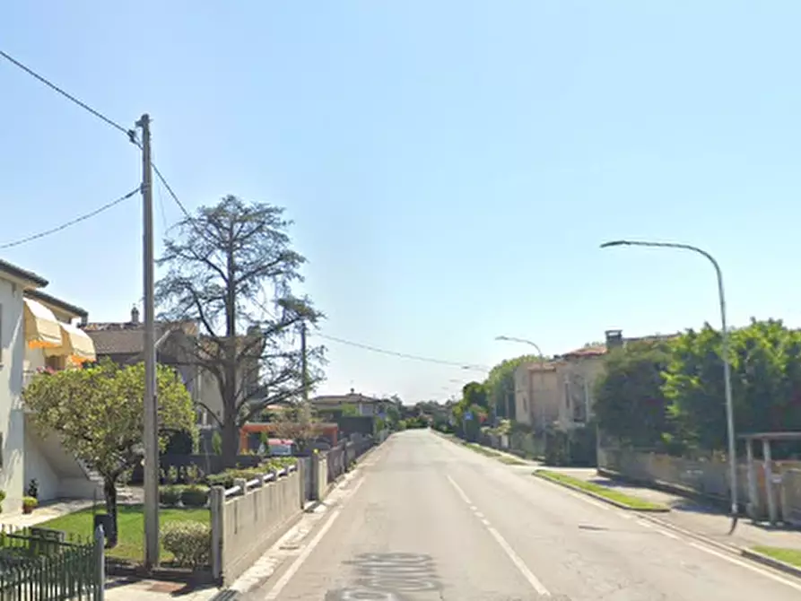 Immagine 30 di Appartamento in vendita  in Via dal Ponte  a Torri Di Quartesolo