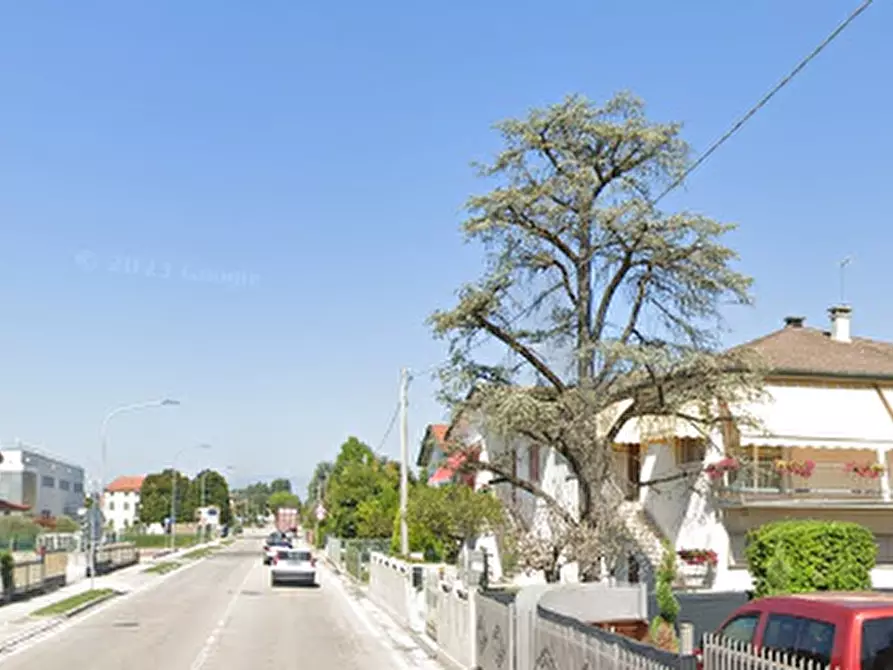 Immagine 32 di Appartamento in vendita  in Via dal Ponte  a Torri Di Quartesolo