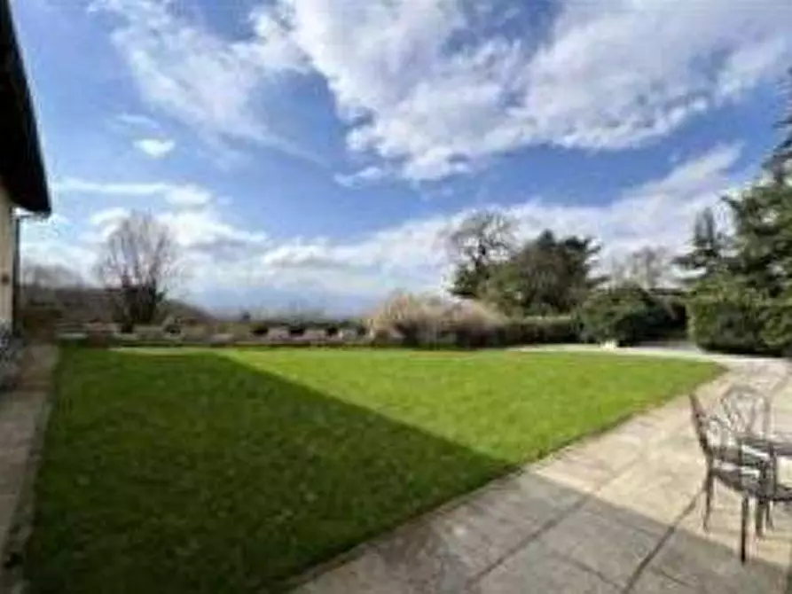 Immagine 3 di Villa in vendita  in Strada del Mainero a Torino