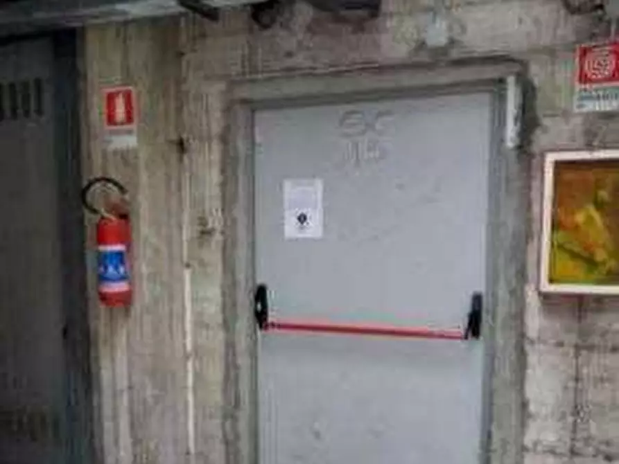 Immagine 8 di Appartamento in vendita  in Via Niccolò Tommaseo a Prato