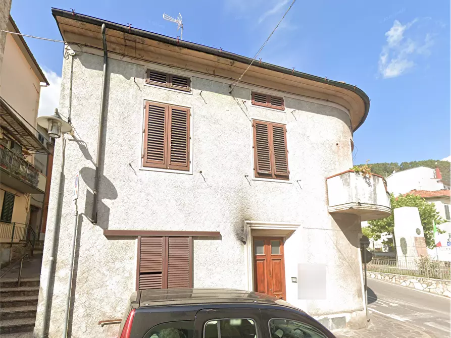 Immagine 14 di Porzione di casa in vendita  in Via Giulio Braga a Vaiano