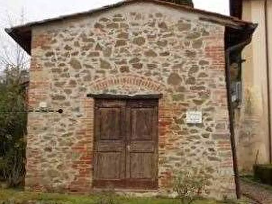 Immagine 6 di Stabile in vendita  in Figline e Incisa Valdarno  a Figline Valdarno