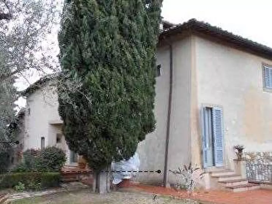 Immagine 18 di Stabile in vendita  in Figline e Incisa Valdarno  a Figline Valdarno