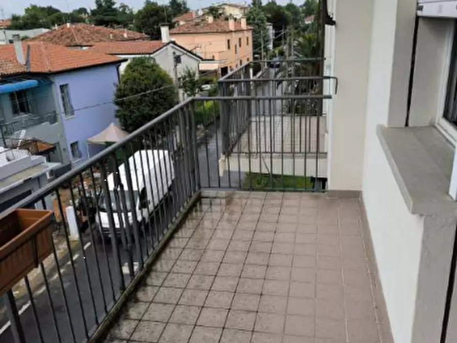 Immagine 10 di Appartamento in vendita  in Via Goldoni a Treviso