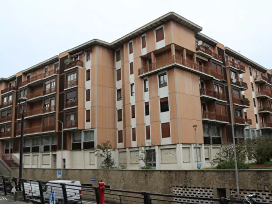 Immagine 1 di Ufficio in vendita  in Viale Mazzini  a Vicenza