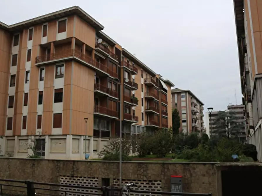 Immagine 4 di Ufficio in vendita  in Viale Mazzini  a Vicenza