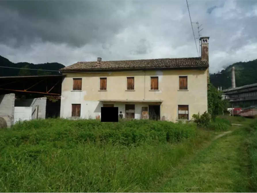 Immagine 1 di Rustico / casale in vendita  in Via Carso a Vittorio Veneto