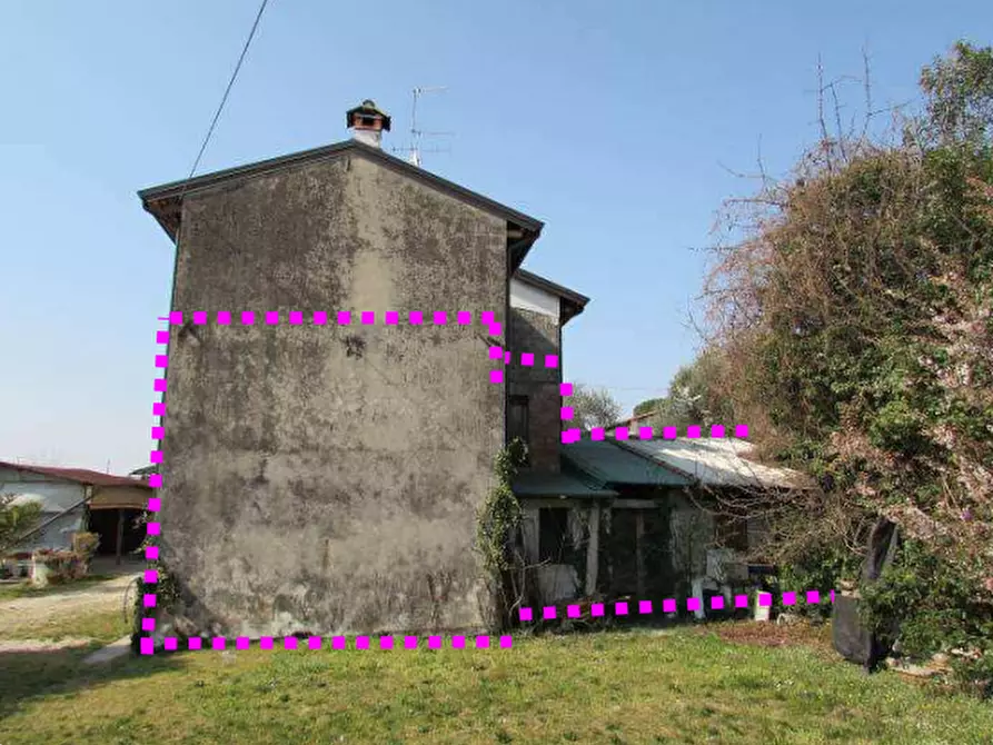 Immagine 3 di Rustico / casale in vendita  in via Camerin a Colle Umberto