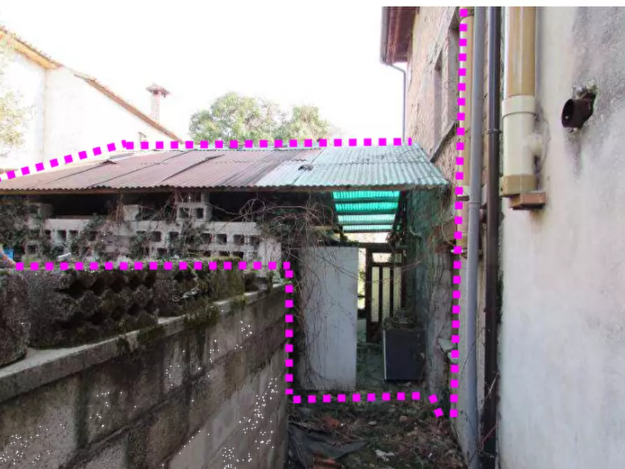 Immagine 5 di Rustico / casale in vendita  in via Camerin a Colle Umberto