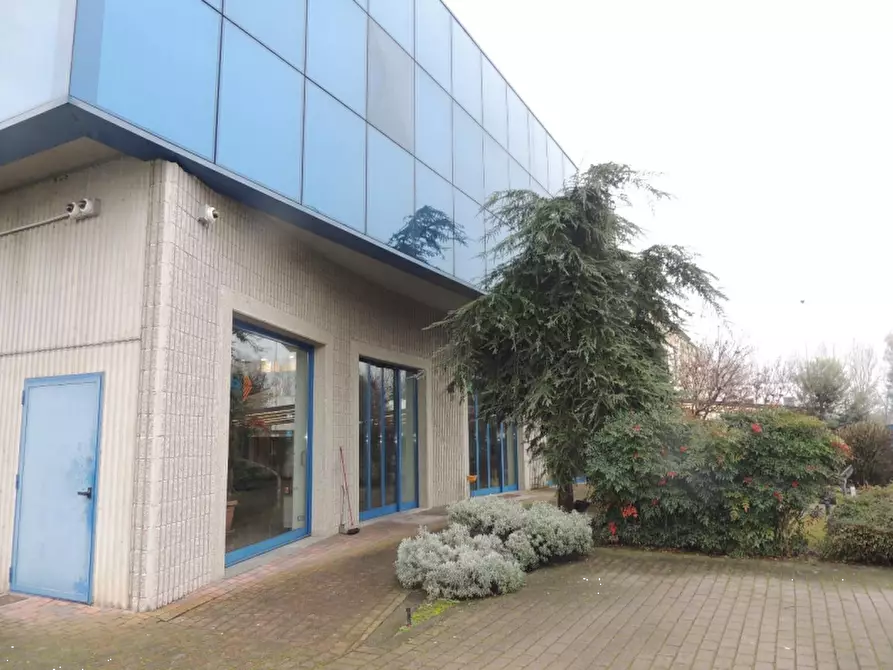 Immagine 3 di Capannone industriale in vendita  in Via Generale Carlo Alberto Dalla Chiesa a San Martino Siccomario