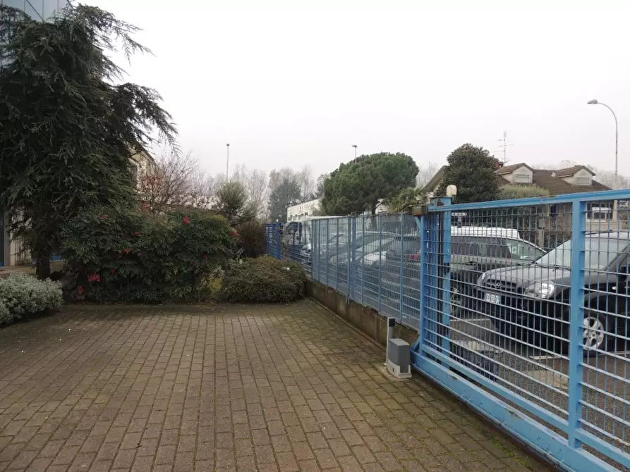 Immagine 4 di Capannone industriale in vendita  in Via Generale Carlo Alberto Dalla Chiesa a San Martino Siccomario