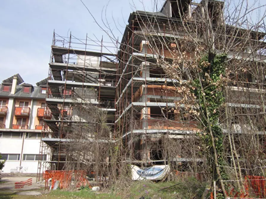 Immagine 5 di Hotel in vendita  in via Perosi a Godiasco