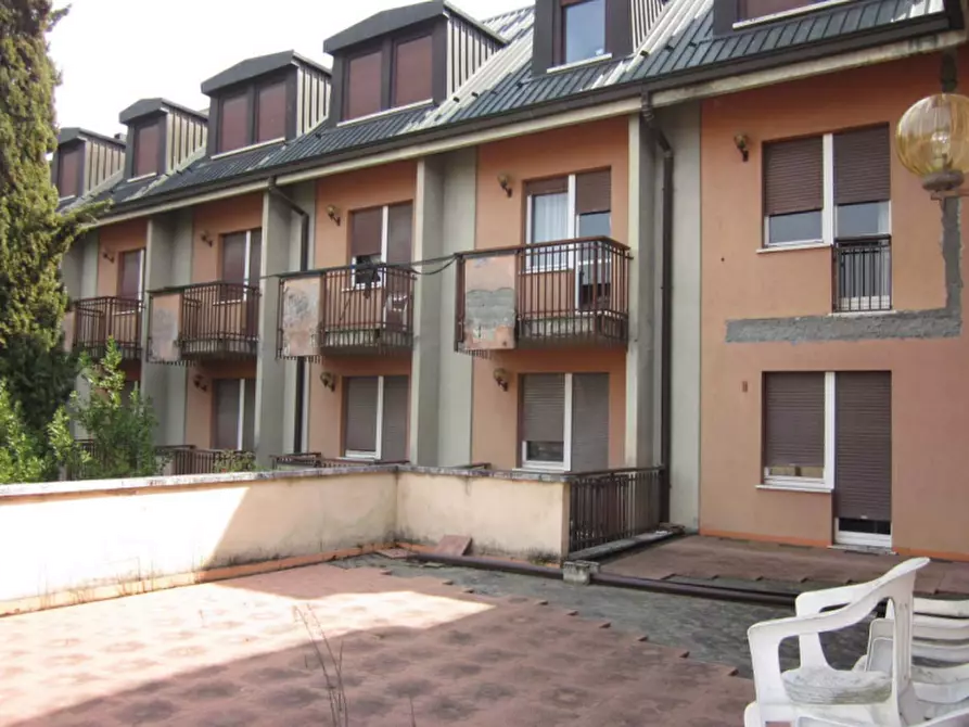 Immagine 8 di Hotel in vendita  in via Perosi a Godiasco