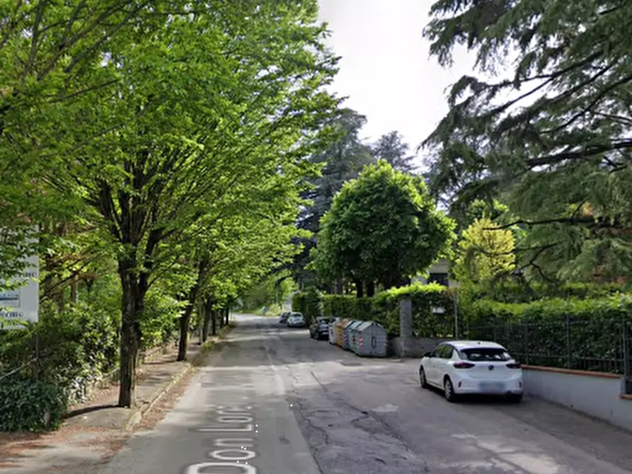 Immagine 13 di Hotel in vendita  in via Perosi a Godiasco