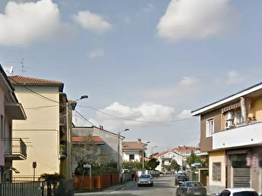 Immagine 9 di Appartamento in vendita  in Via Filippo Turati a Limbiate